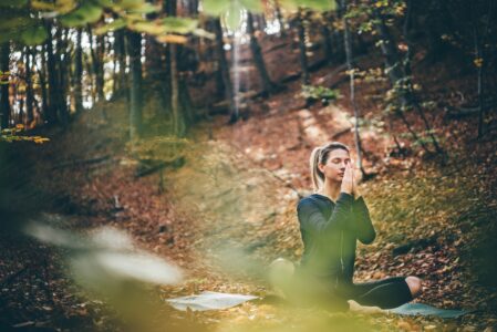 HATHA YOGA AL TRAMONTO